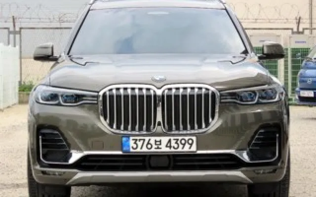 수원중고차경매사이트 X7 (G07) xDrive 40i 디자인 퓨어 엑셀런스 6인승 매물 사진 4 - 2022/06 26,911km