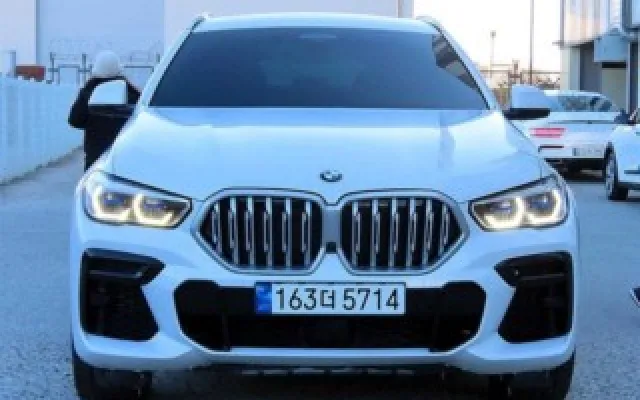 수원중고차경매사이트 X6 (G06) xDrive 40i M 스포츠 매물 사진 8 - 2023/01 49,353km